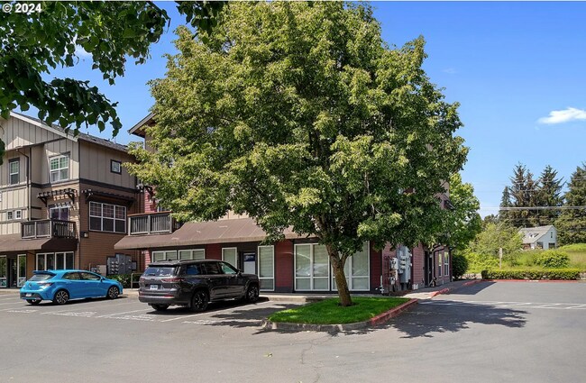 Foto del edificio - Welcome to this charming 2-bedroom, 2.5-bathroom home located in the desirable area of Sherwood W...