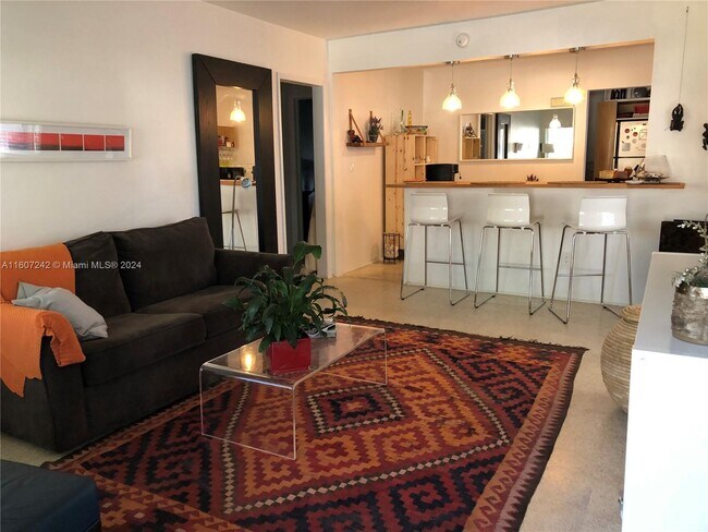 Foto del edificio - 1160 SW 22nd Terrace
