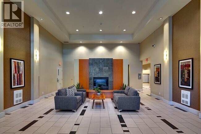 Building Photo - 7178 Collier St