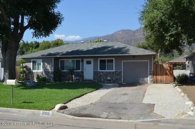 Foto principal - 2335 Beardslee St