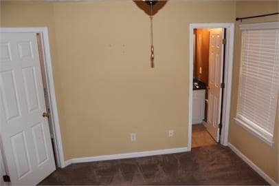 Foto del edificio - 5450 Hampton Ct