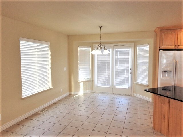 Building Photo - 5382 W Callander Dr