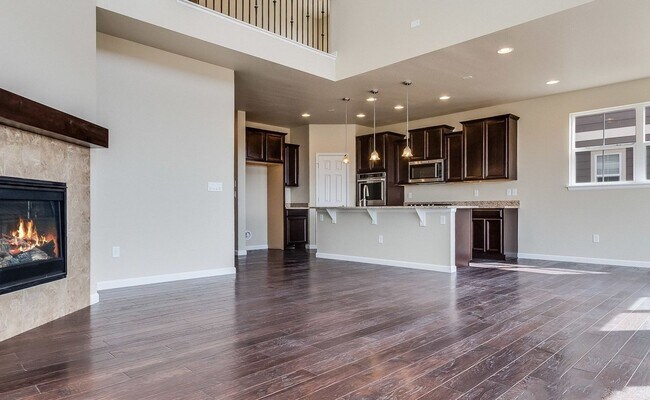 Building Photo - Gorgeous 3 Bed 3 1/2 Bath House in Ketcher...