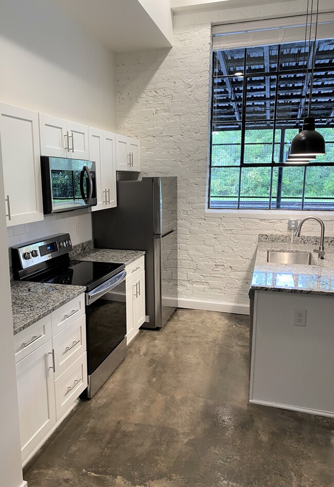 Photo - 410 Wellons St Apartment