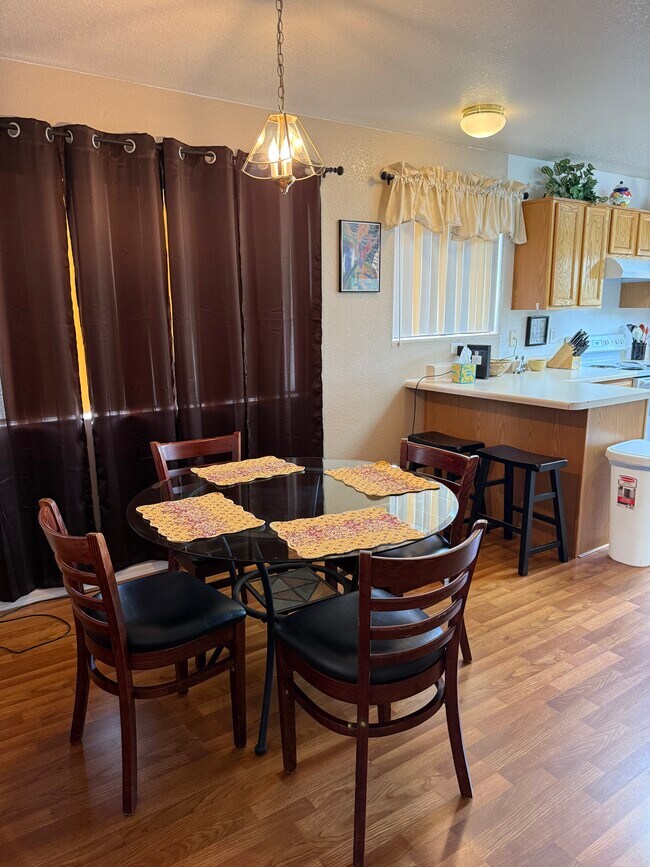 Dining Area - 1730 Via Riata