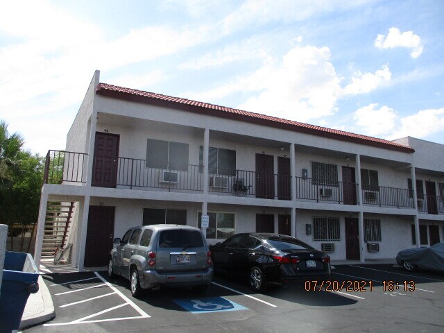 Building Photo - 797 E Harmon Ave