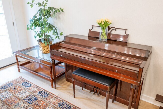 Building Photo - 42 S Waxberry Rd