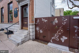 Building Photo - 41 Bridge St