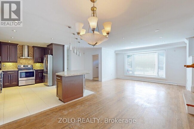 Building Photo - 212 Goddard St