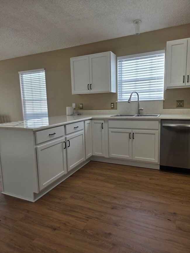 Kitchen #3 - 5577 Centerbrook Pl