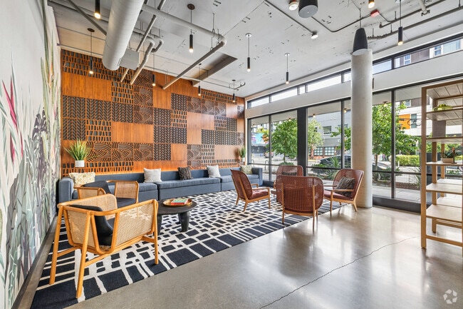 Lobby - Midtown Square