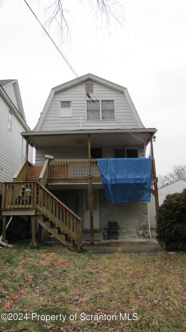 1028 Alder St, Scranton, PA 18505 House Rental in Scranton, PA