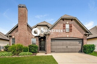 Building Photo - 1131 Avalon Dr