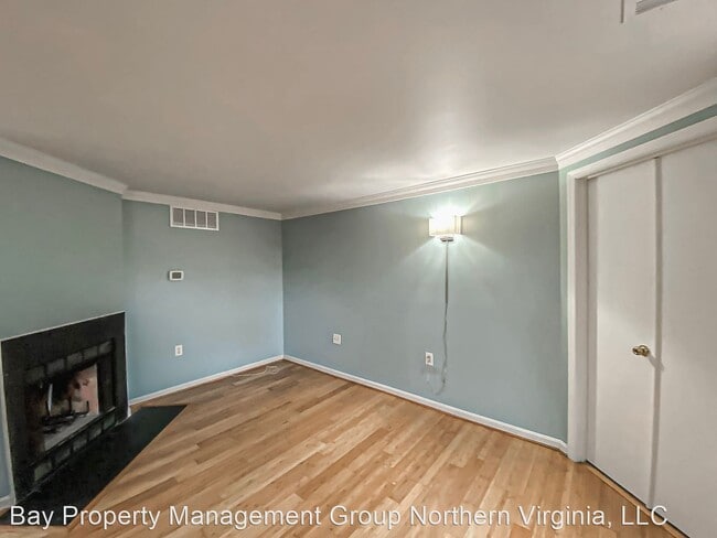 Building Photo - 2 br, 2 bath House - 4388 Pembrook Village...