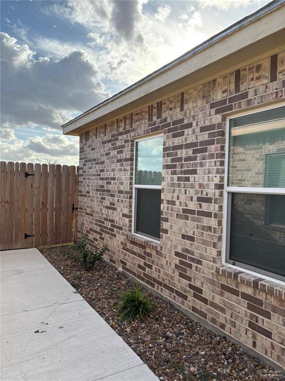 Foto del edificio - 28 W Kohala Ave