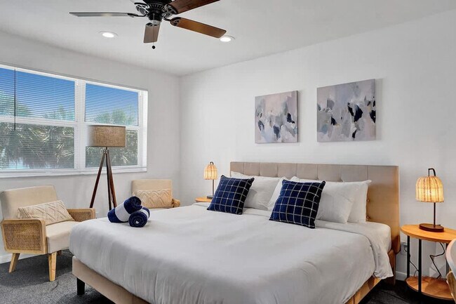 Foto del edificio - 851 N Surf Rd