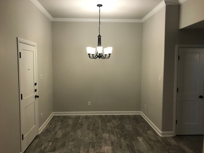 Building Photo - Charming 2 Bed / 2 Bath Duplex in Trimmier...
