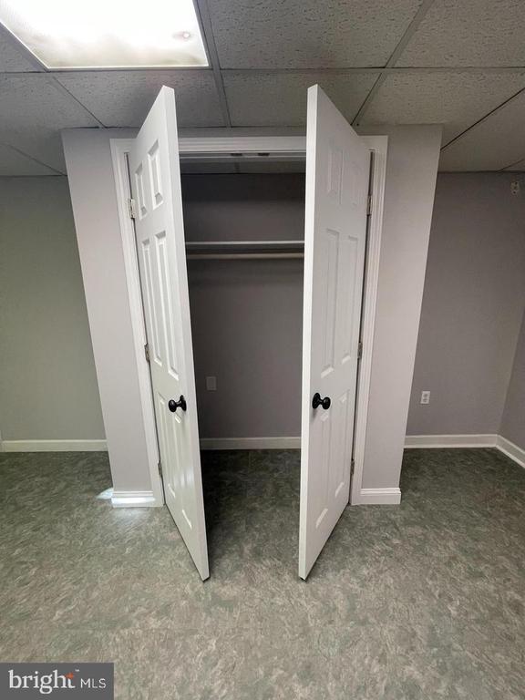 Foto del edificio - 311 Yale Dr