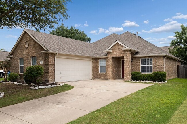 Foto del edificio - 1551 Cedar Springs Dr
