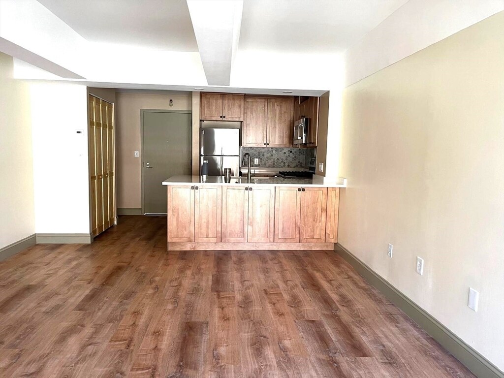 Foto principal - 42 8th St