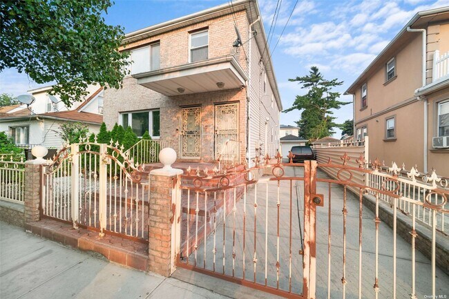 Foto del edificio - 188-12 Williamson Ave