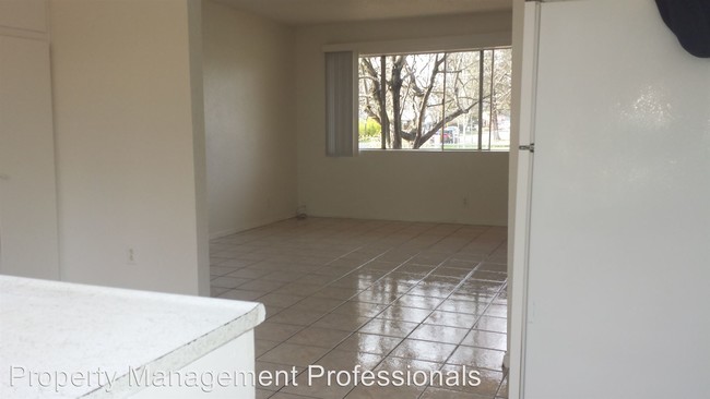 Foto del edificio - 719-719 SE 9th St