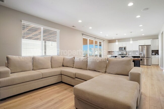 Photo - 27837 E 9th Ln House