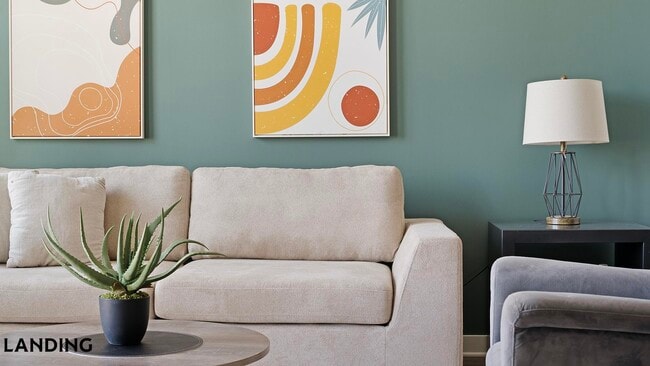 Building Photo - 1270 Hillcrest Dr