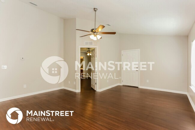 Foto del edificio - 8566 Maple St