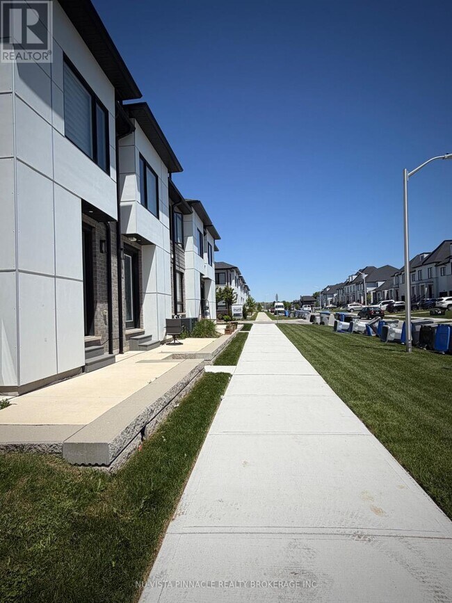 Building Photo - 175 Doan Dr