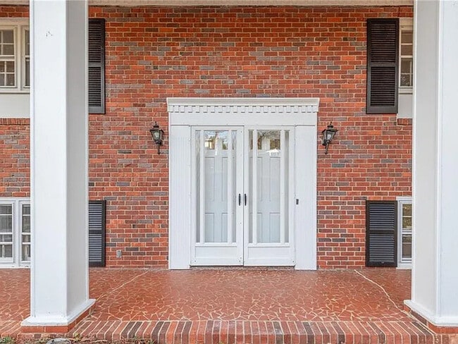 Building Photo - Earn Wealth While Leasing - Like a Homeowner - Lease to Own