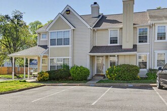 Building Photo - 372 Rivers Ridge Cir