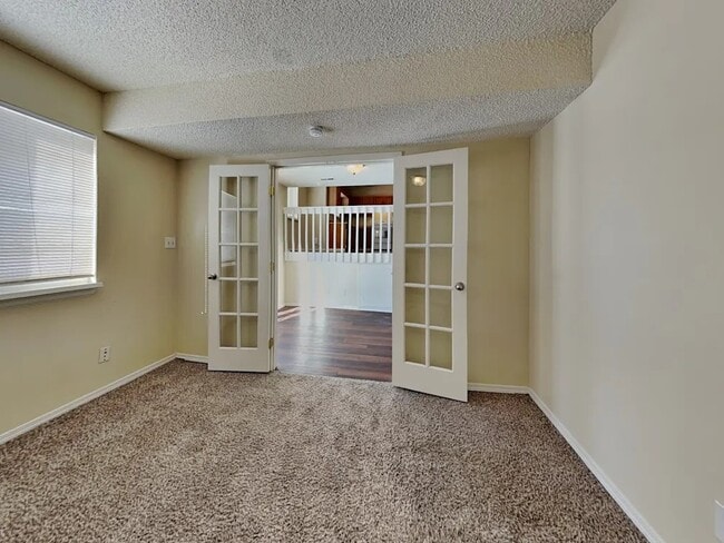 Building Photo - 3473 Foxridge Dr