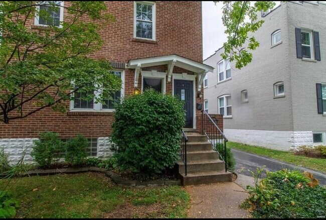 Foto del edificio - 1430 Woodland Dr