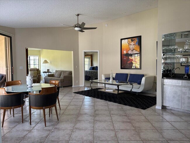 Foto del edificio - 15622 Loch Maree Ln