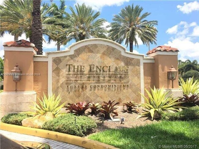 Foto del edificio - 2061 Renaissance Blvd