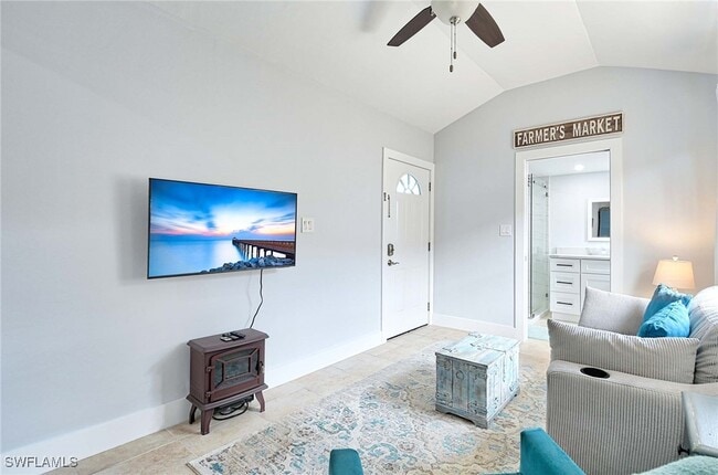 Foto del edificio - 827 100th Ave N