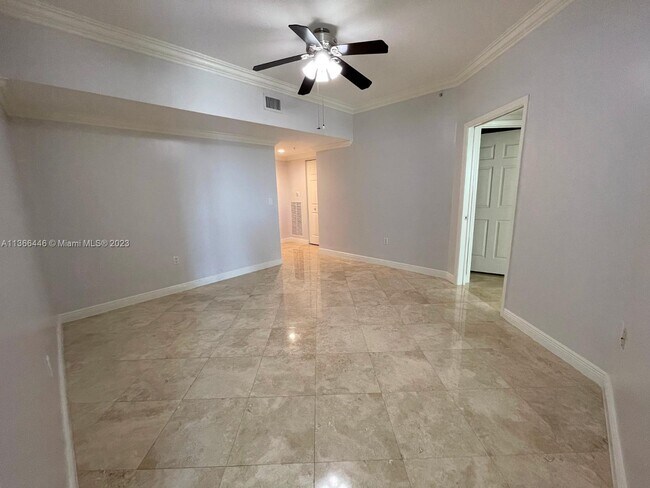 Building Photo - 1755 E Hallandale Beach Blvd