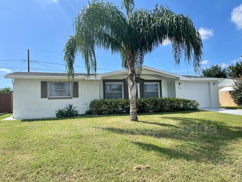 Primary Photo - 5140 Overton Dr