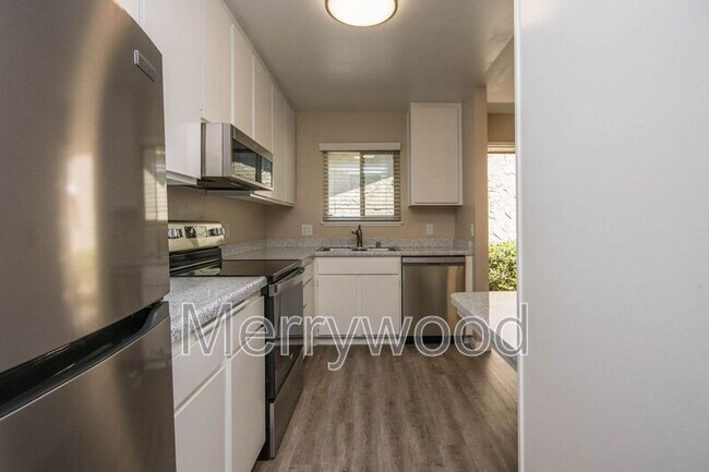 Foto del edificio - 2585 Jefferson St