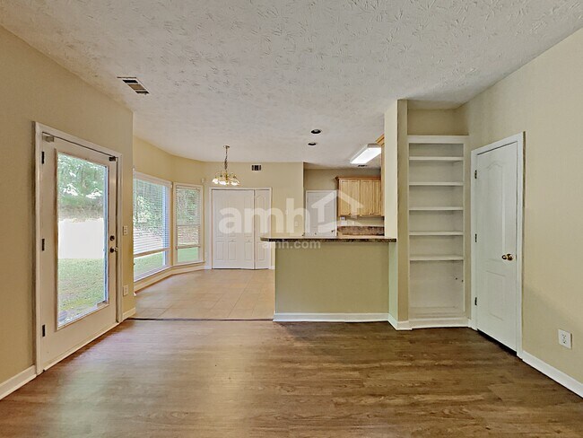 Building Photo - 7474 Clipper Cove