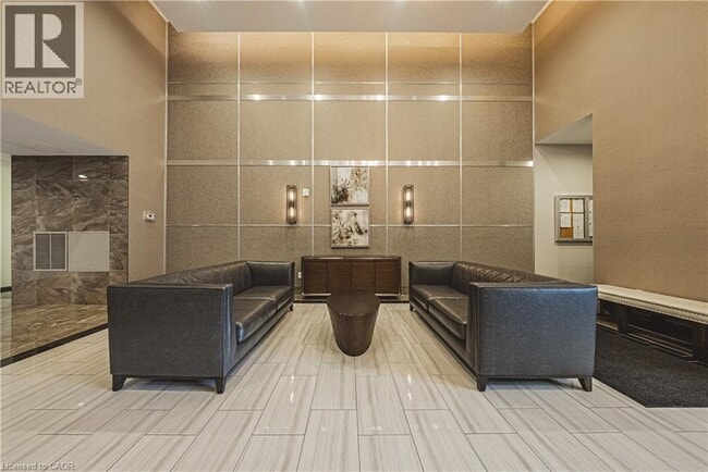 Photo du bâtiment - 2486 Old Bronte Rd