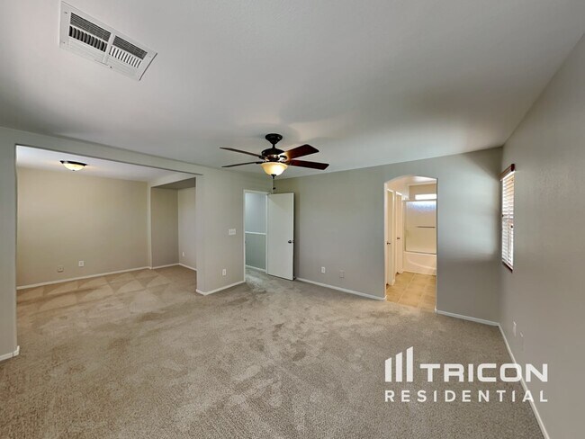 Building Photo - 10119 Deep Glen Street Las Vegas NV