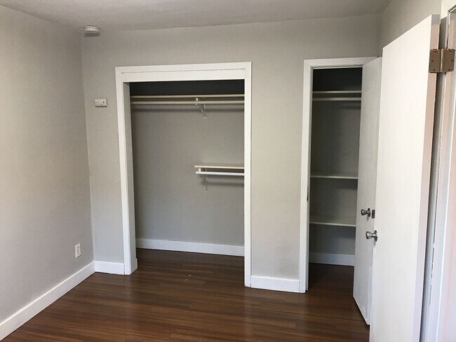 Building Photo - 1006 Randolph Ave