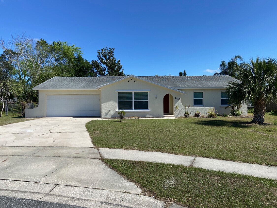 Primary Photo - 100 Avalon Ct