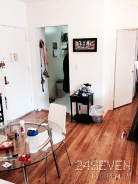 Building Photo - 251 W 92nd St