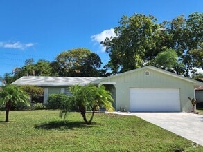 Building Photo - 1680 SE Minorca Ave