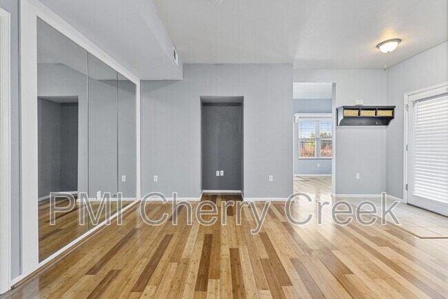 Building Photo - 18602 E Water Dr