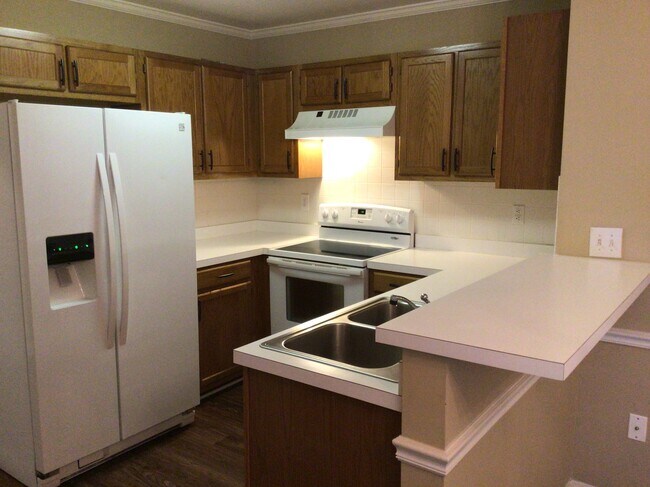 Foto del edificio - 1321 Kenwood St