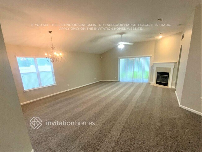 Foto del edificio - 3675 Blue Wing Ct